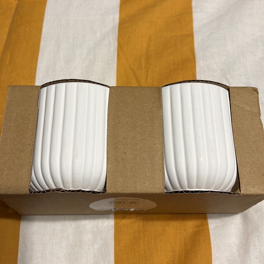New Set of 2 Round Ceramic Planter Ribbed White 3IN Height Accent Decor